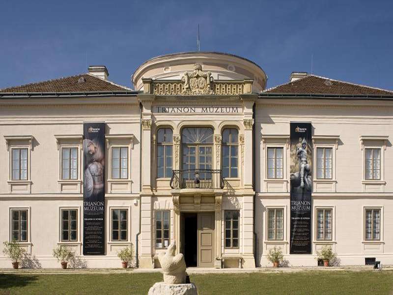 Trianon Múzeum